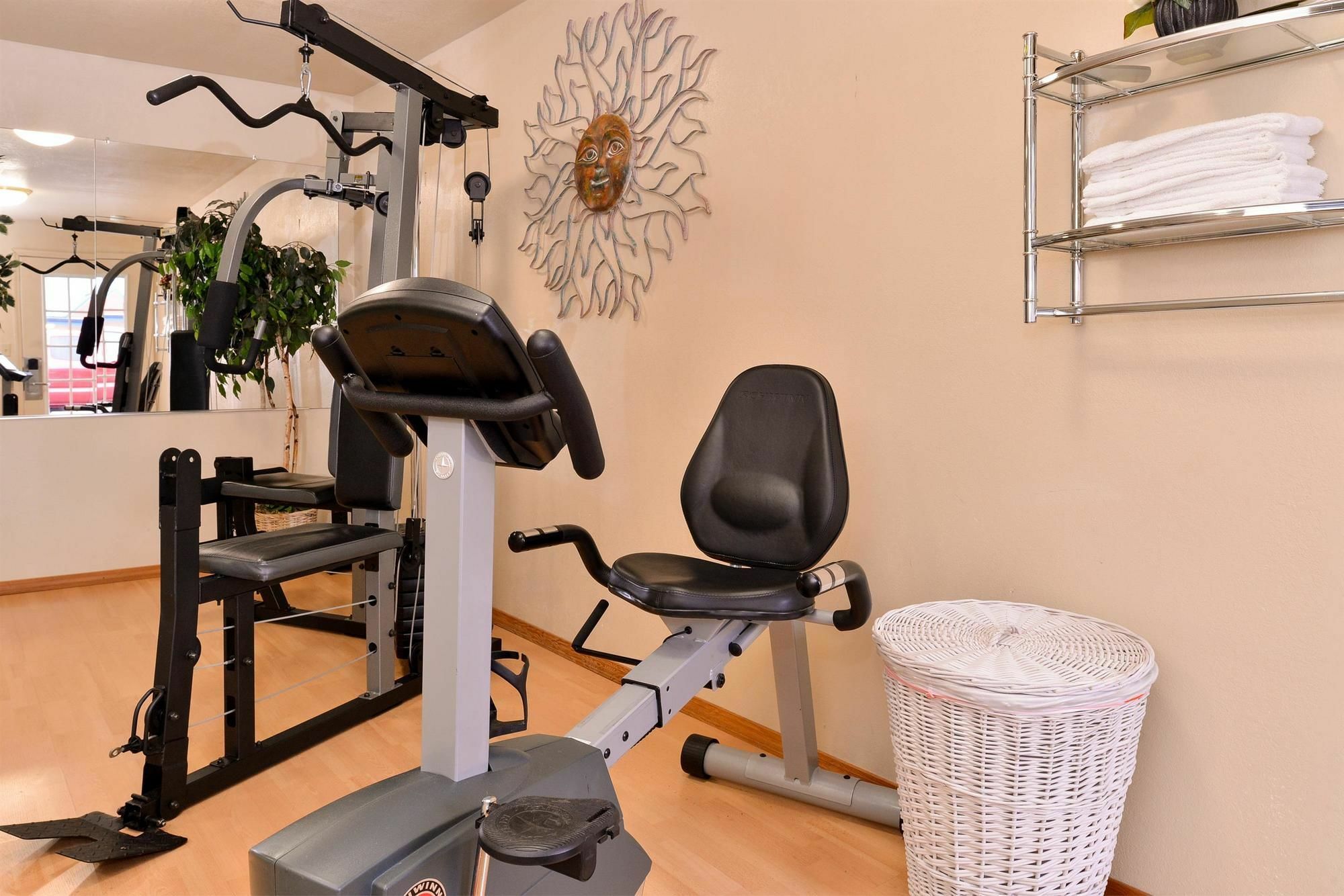 Americas Best Value Inn Юджин Экстерьер фото